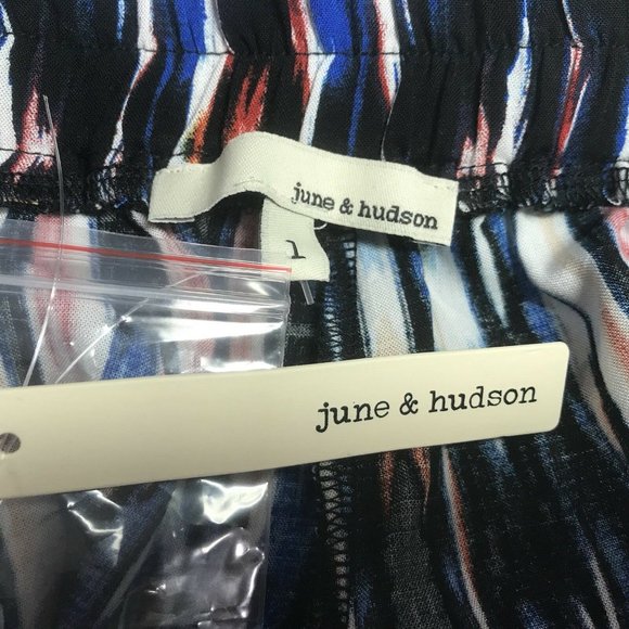 June & Hudson Shorts Size Large Graphic Print - Picture 8 of 8